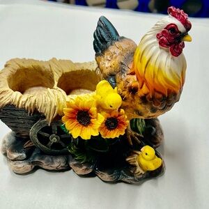 DWK farmhouse chicken rooster spice holder salt/ pepper shaker 2014